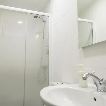 Casa António Moreira *