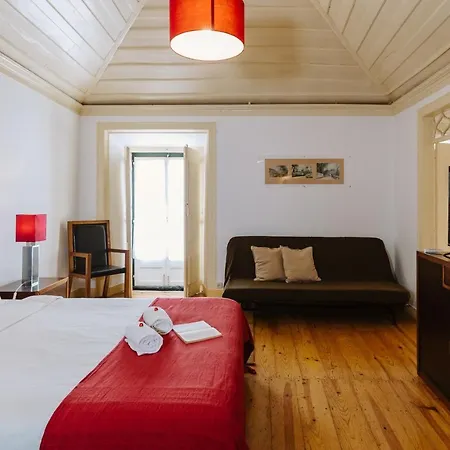 Casa António Moreira Óbidos