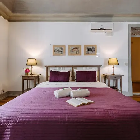 Casa António Moreira *