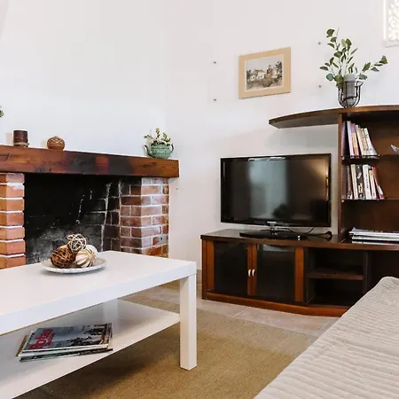 Casa António Moreira *